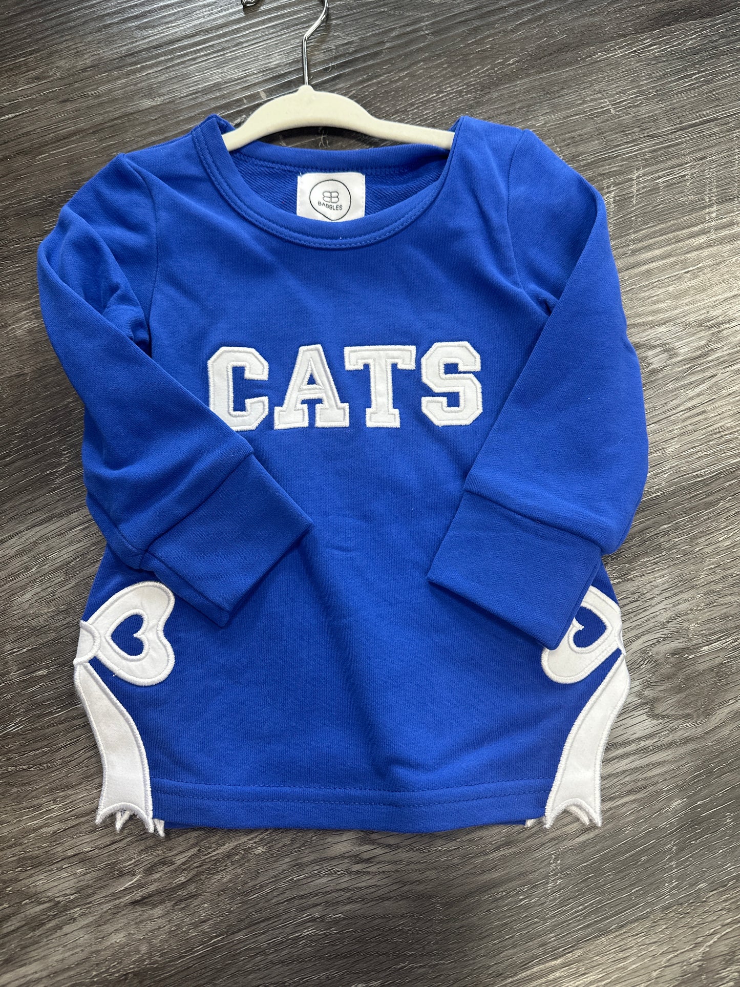 WOMENS cats side bow pullover, size up!